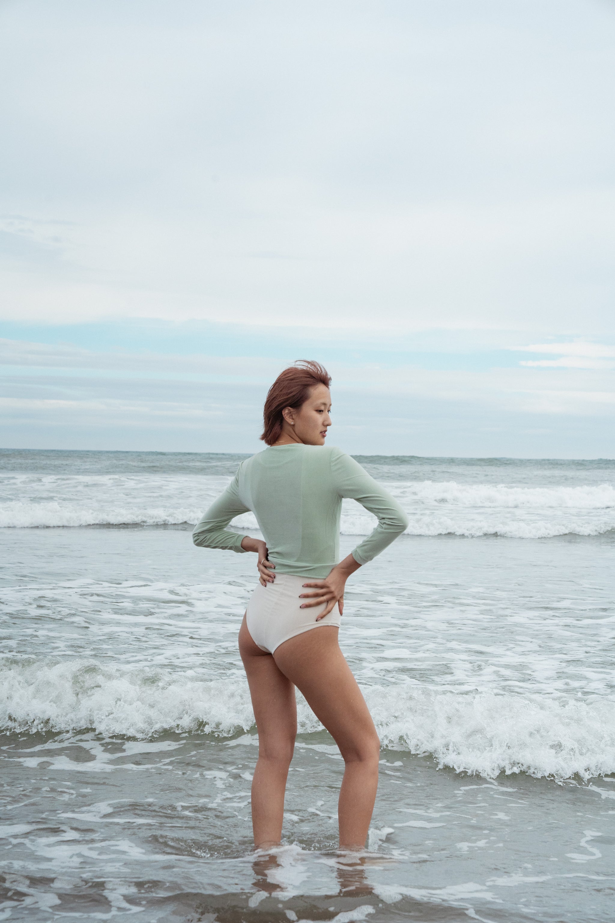 velour rashguard -sagegreen- – HALLELUJAH SWIM